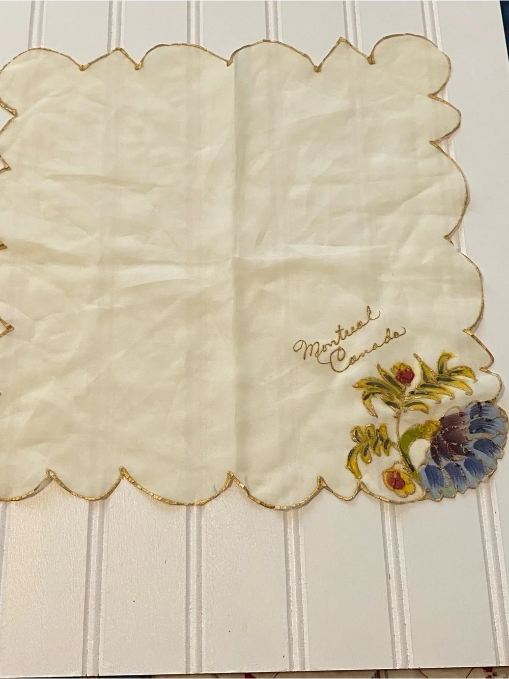 Women’s Cream Floral Embroidered Shortsmntreol Canada collection souvenir